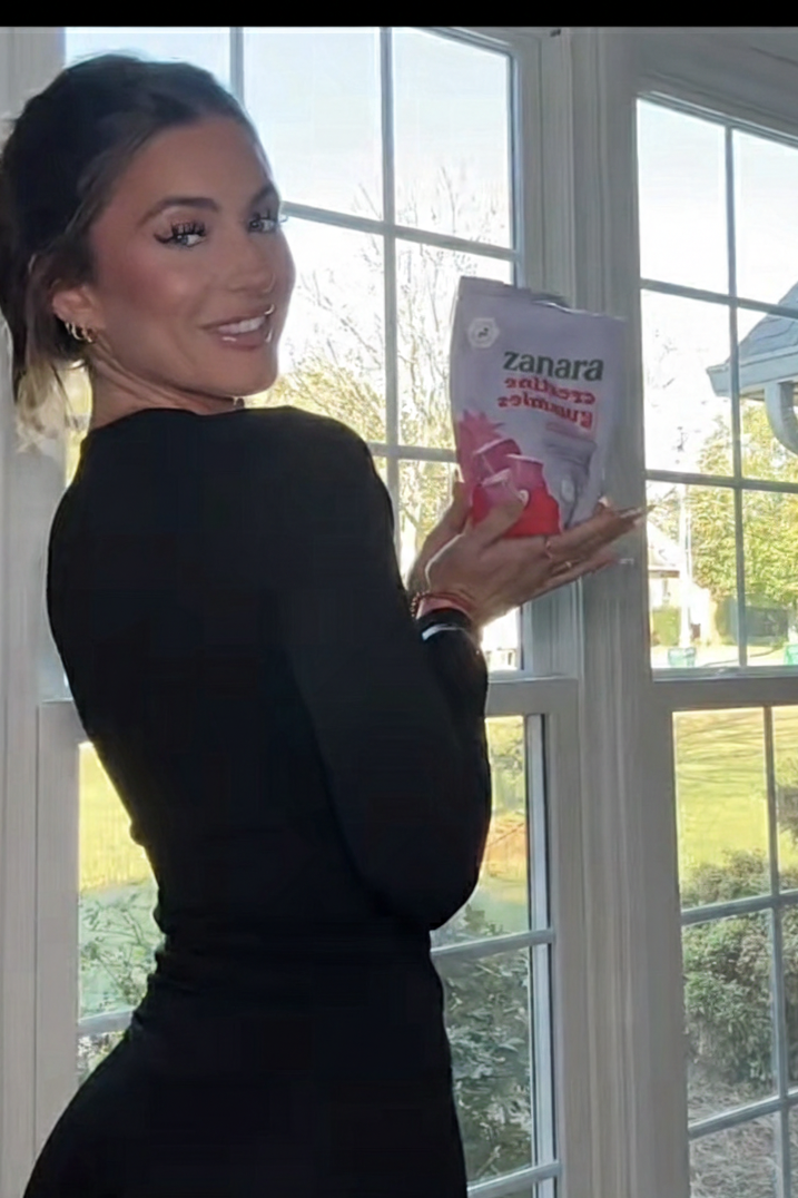<p><strong>Why Women Are Obsessed</strong></p>